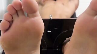 Fully Unable to Escape Teenager Vinni Held Captive, Forced to Suffer the Agony of Numbness  Tickling by a Ruthless Dominant