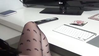 Tanya Cox Unleashed Slutty Stepmom Teaches Geeky Stepbro the Ways of the Flesh