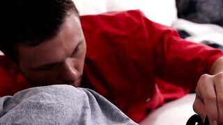 Sexually frustrated Mikey Junior bangs with Gunner