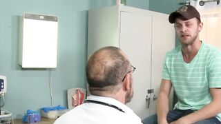 DOCTOR POUNDS PATIENT IN EXAM ROOM! Homos Max Sargent and Chandler Scotts DEBAUCHED Medical Exam Gone Wrong!