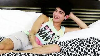 UNTOUCHABLE DESIRE Jeremy, A MINDBLOWING 10 Inches Of UNCUT LATINO TWINKGOD