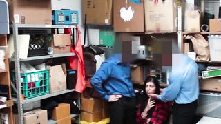 Audrey Royals Got Keys  Security Guards Bang Her Until The Cuffs Fly