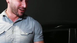 KINKY STEPPSON SCOTT DEMARCO SWALLOW CENTIMETERS OF THICK, PULSATING JOCK IN EPIC DEEP THROAT SESSION