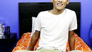 UNBELIEVABLE! Blonde Adorable Twink Ty Neimanaposs Crazy Huge Cock Jerks Wildly!