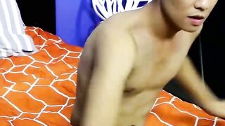 UNBELIEVABLE! Blonde Adorable Twink Ty Neimanaposs Crazy Huge Cock Jerks Wildly!