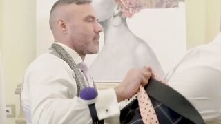 DREW DIXON SURRENDERS TO HIS TAILOR AN EPIC BAREBACK BANGING!