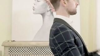DREW DIXON SURRENDERS TO HIS TAILOR AN EPIC BAREBACK BANGING!
