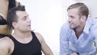 UN oček carving EXCLUSIVE! Rami Mikkis Secret Desire EXposed! Insatiable BiCurious Swap with sultry Daphne Kyle and Me...