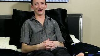 UNSUSPECTING TWINKS WET DREAM COME TRUE  SKYLER EVANS JOINS THE PORNOVERSE!