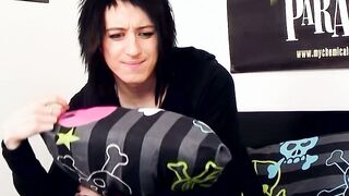 CumCoach Mylo Fox Tattooed Temptation Teaches You How to Juggle Hands and Toys to Reach New Heights of Orgasmic Bliss!