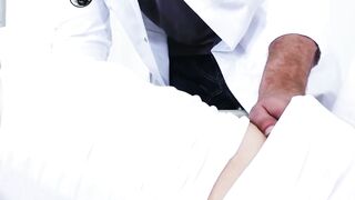 TheDOCTOR IS INCLUSIVE!!! Dr. Tomms Anal Infection ощущTail and Tongue Locking Extreme Breasted Ashley Woods