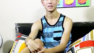 SECRET ADVICE ALERT! Homo twink Steven Peters REVEALS his BEST SOLO MATCH in CRAZY CLOSEUP PORNOGRAPHY!