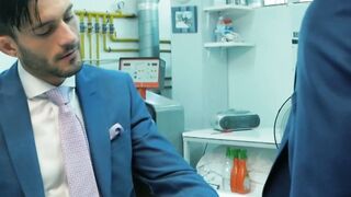 SUITED STRAIGHTGUYS SEDUCED INTO REVERSE COWBOY FRENZY