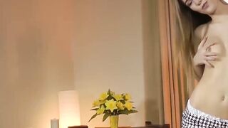 UNBELIEVABLE! Teenytiny Babe Gets MR. BIG Hard, Then RIDES HIM LIKE A QUEEN!