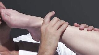 UNBELIEVABLE FEET FETISH ESPECIAL Lulu Loves Pretty Toes GET MASTERCIALIZED!