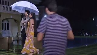 Naukar Ne hot sexy malkin ke sath apni Aag bujhai Aur shower sex Kiya