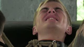  WORSHIP THE MASTER Blindfolded Boy Jamie Kelvin Submits to His Dominating Lord