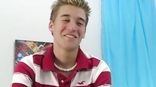 UNBELIEVABLE! Devin Beckers JAWDROPPING Cute Bubble Butt Takes a GIANT Red Dildo For the FIRST TIME!