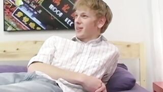 Blond twink Sky Sylvanus plays his dick and jerks off solo
