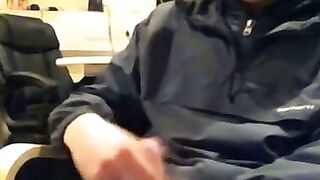 Cant Handle the Load Tylers exponentially squirting ONEMAN SHOW!!!