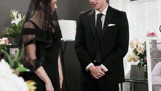 REDHOT WIDOW EXPLED WITH TEARJERKING FUNERAL ATTENDANT!