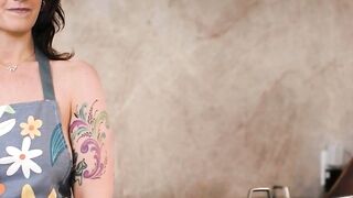 Naughty MILF Siri Dahl's Caught Naked in the Kitchen! Pervert Stepson Banged Her Hard