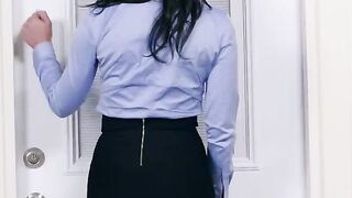 Sexual Secrets of an Older Woman - Hot Mature Blonde Teaches Young Man How to Please Women (Final).mp4 <3