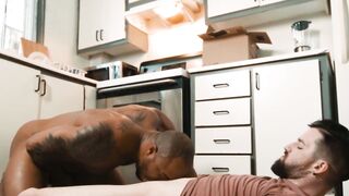 MINDBLOWING MOVEIN DAY! Lovely Alex Montenegro Receives the MOST EPIC FACIAL After Ramming Hotties Jason Vario and Thyle Knoxx!