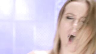 INSATIABLE TEEN BABE KIKI CYRUS GETS M人員 DESTROYED BY BRAWNY DAD COCK  ORAL OVERLOAD EXCESS!