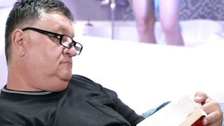INSATIABLE TEEN BABE KIKI CYRUS GETS M人員 DESTROYED BY BRAWNY DAD COCK  ORAL OVERLOAD EXCESS!