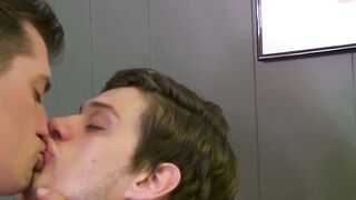 UNLEASH YOUR INNER BEAST! Shawn Andrewsbottomed and BREATHLESS as Michael Delray UNLEASHES HIS PORNSTAR PERSUASION!