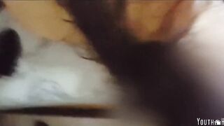Mi Novia me Deja Follar a Su Amiga Mientras Disfruta