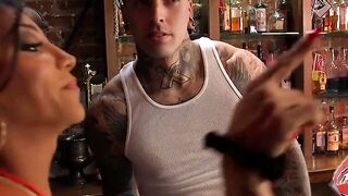 Trans Jaquelin Braxton and inked Ruckus flirting ends with cum shower