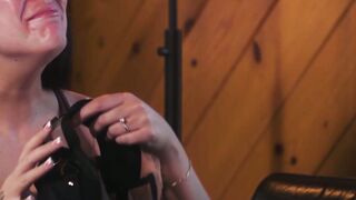 COVER GIRL CLASH Sienna Raes HAWT Hijinks with Elizabeth Skylar!