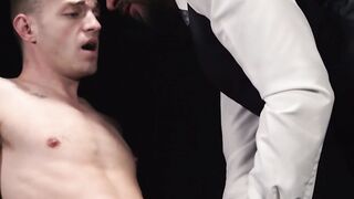 UNBRIDLED PASSION Dominant Hunk Devours Petite Twink in Sizzling Fantasy Fray