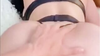She is the Baddest girl, Leakwave