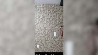 INDIAN CUTIE EXPOSES HER JUICY BOOBS ON LIVE VIDEO CALL!