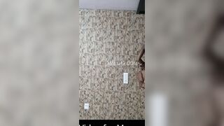INDIAN CUTIE EXPOSES HER JUICY BOOBS ON LIVE VIDEO CALL!