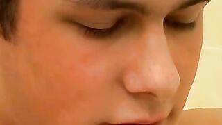 UNDIEGEDON  Sexy Twink Cristian Jerks Off in Undies While Taking a Bath  WATCH NOW!