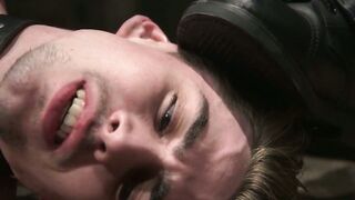 UNLEASHING THE FURY Jack Hunters Agonizing ASSADO at the Hands of Jason Maddox!