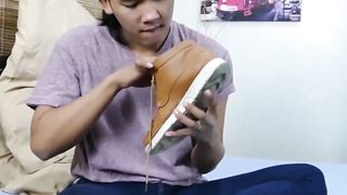 UNBELIEVABLE FEET FETISH FRENZY! Skinny Asian Slave Devotes Entire Oral Sex Routine To Sucking His Own Toes!