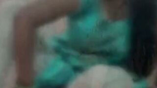 Pados wali bhabhi Ne pados wale ladke ka land Munh Mein Lekar  Blowjob