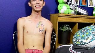 BENTLEY RYAN UNLEASHED Skinny Sex God Stars in IRL Ejaculation Spectacular!