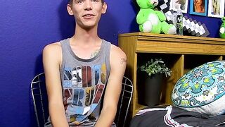 BENTLEY RYAN UNLEASHED Skinny Sex God Stars in IRL Ejaculation Spectacular!