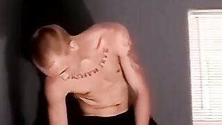 JERK OFF LIKE A PRO AND SLIDE THAT COCK INSIDE THE BEAUTIFUL PUSSY