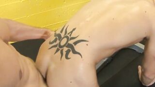 GYM BRAWLFitness Fatas Fuel Juicy Anal Sessions with Hunky Jeremy Bilding and Tattooed Stallion Kyle Quinn