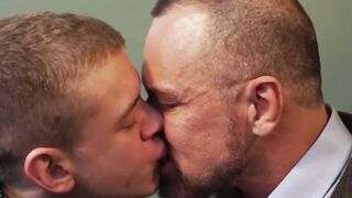 DADDY MAX SARGENT UNLEASHES HIS PUPPIE A JUICY HOLE AWAITING THE FATHERS PLEASURE
