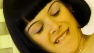 EXTREME.CompilerUNCUT sensuality UNLEASHED Violet TAKES THE POUNDING OF A LIFETIME!