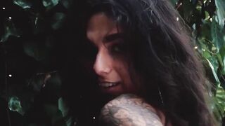 UNLEASH THE WILD ONE Petite Hairy Bombshell Twerks to Ecstasy Outdoors!
