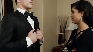 x27BONNIE ROTTEN TEARS HER ASSISTANT APART A DESPERATE BEND OVER FOR THE BOSSx27